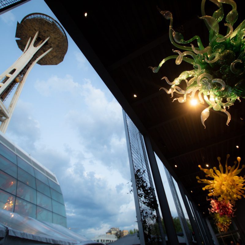 Seattle-Space-Needle-and-Chihuly-Glass-Art-view-from-below